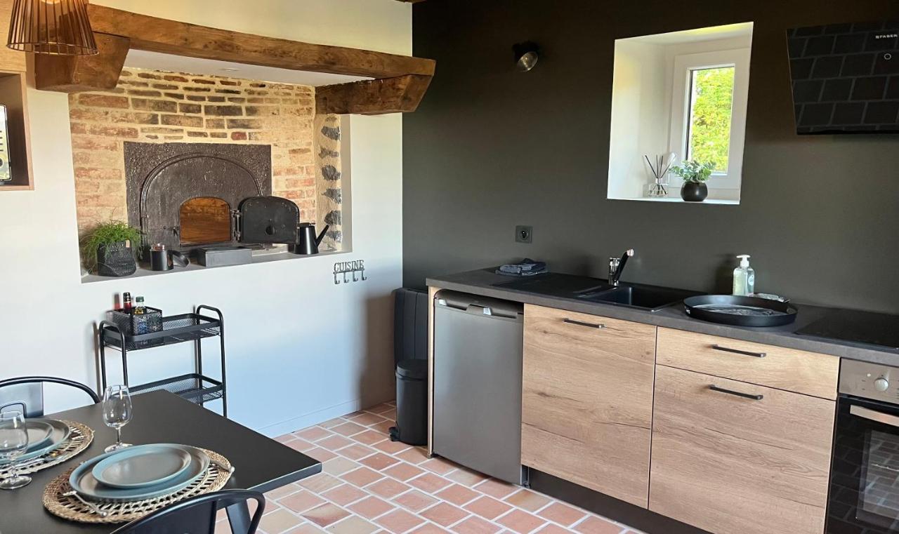 La Douce Halte - Gites Avec Spa Ou Sauna Saint-Ouen-Des-Toits Extérieur photo